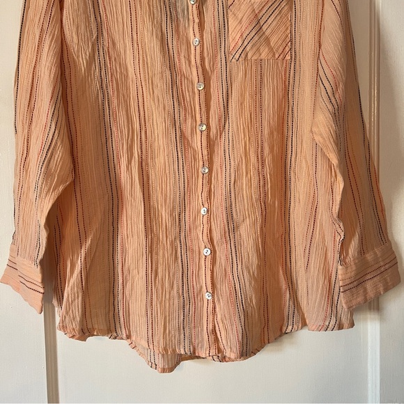 Chaser Crinkle Button Down Top - Picture 5 of 12